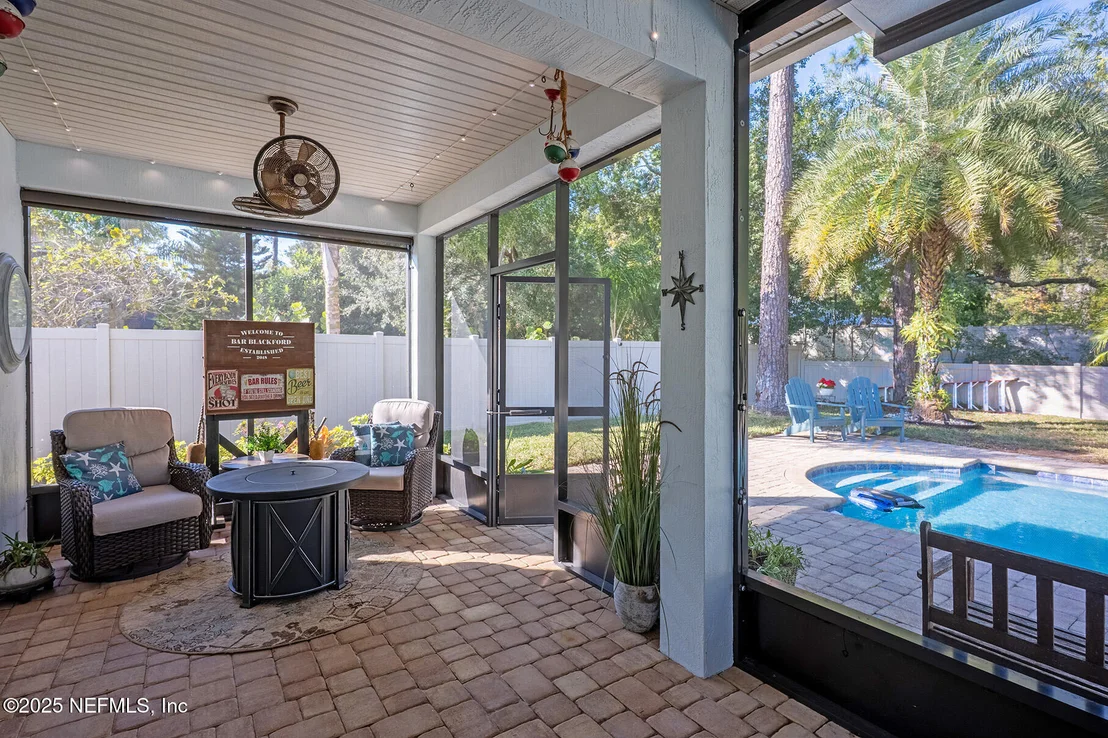 Photo of 112 PLAZA DEL RIO Drive