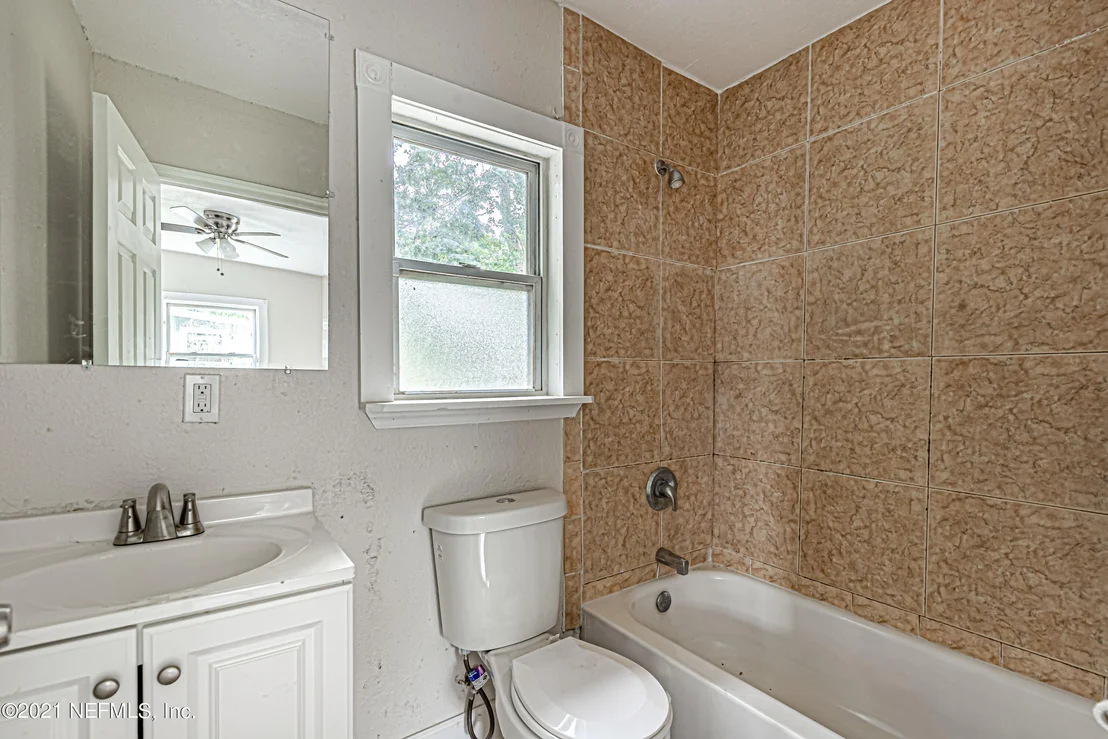 Photo of 5745 CARNATION Road