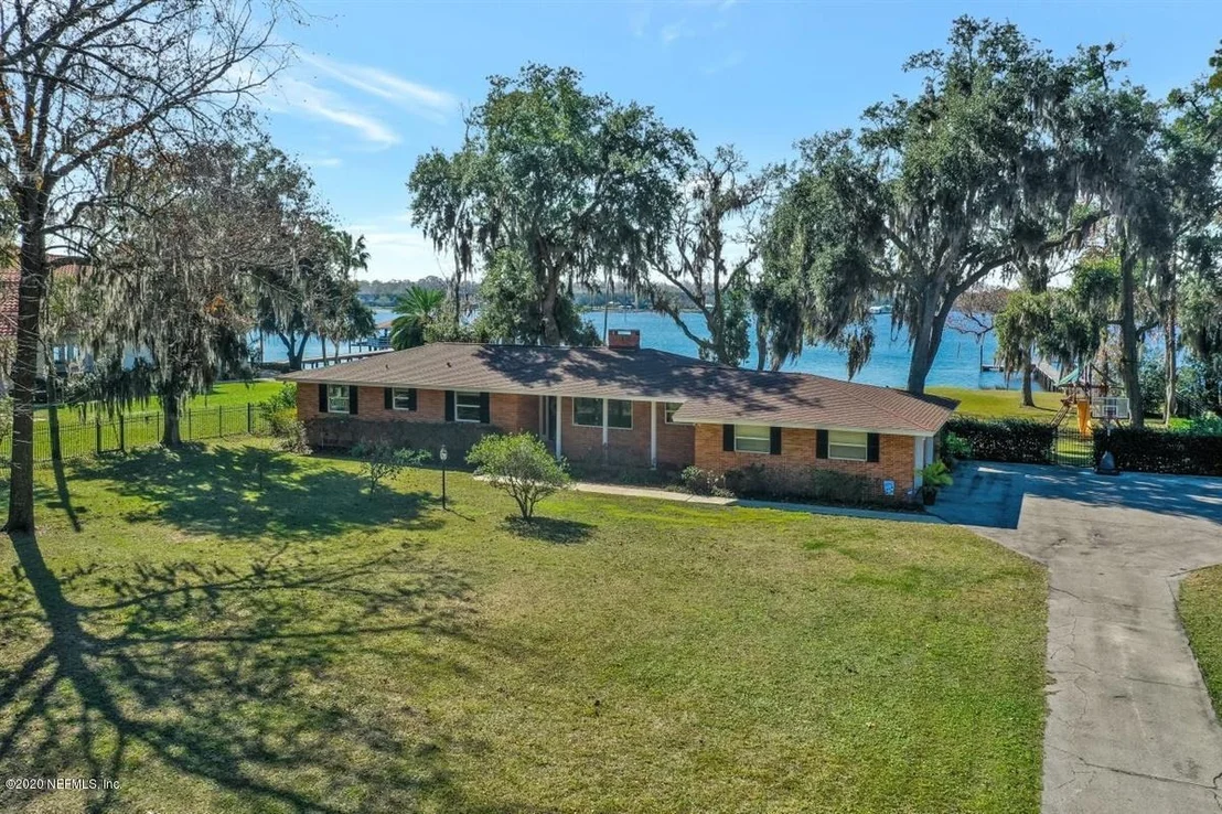 Photo of 348 BROWARD Road