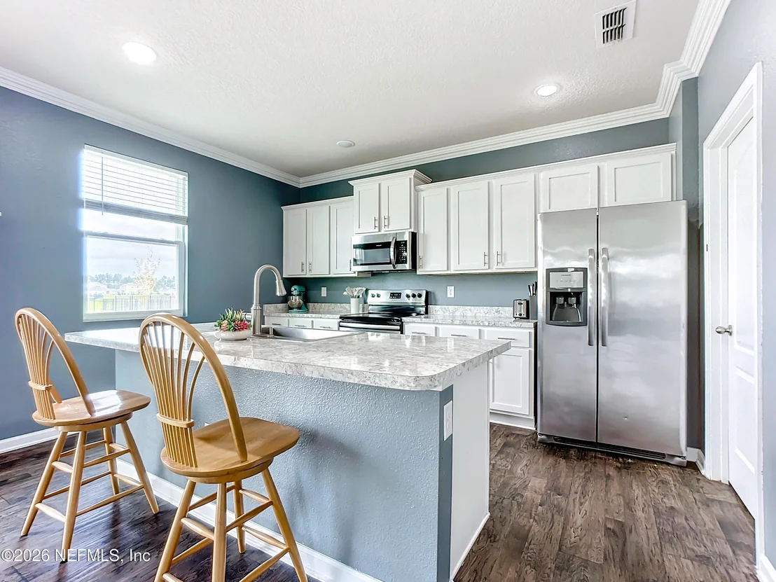 Photo of 6925 SANDLE Drive