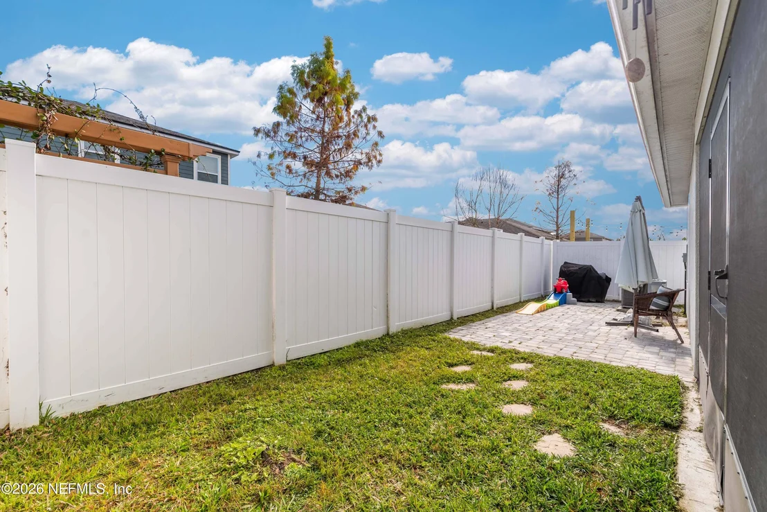 Photo of 74 SANDERSON Drive