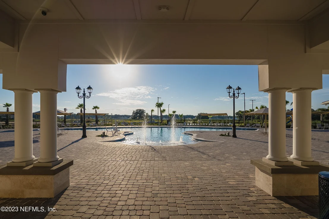 Photo of 161 NARVAREZ Avenue