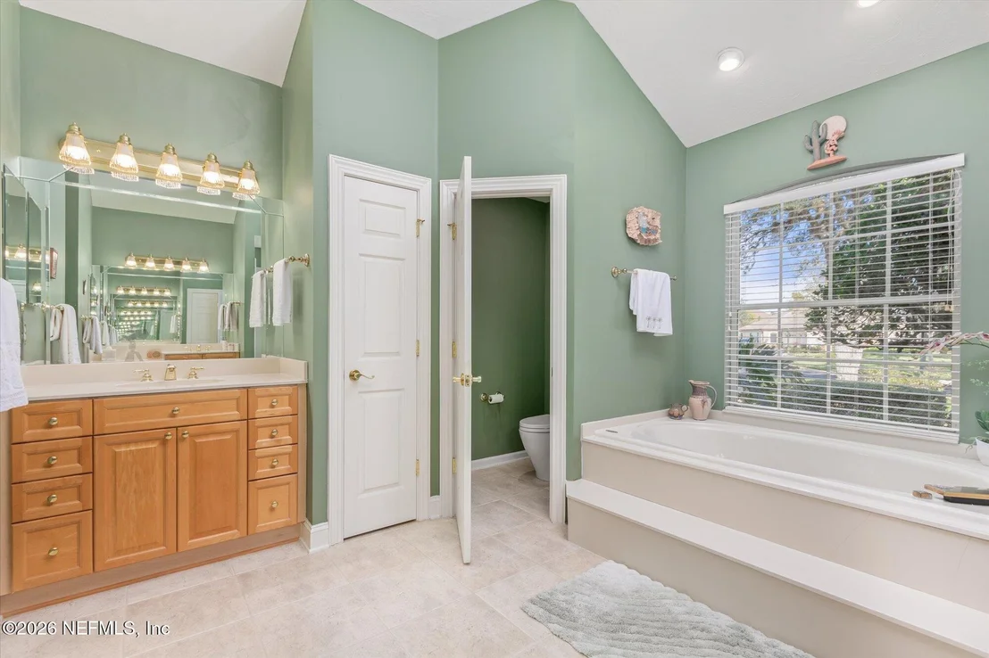 Photo of 700 PINECREST ISLE Court