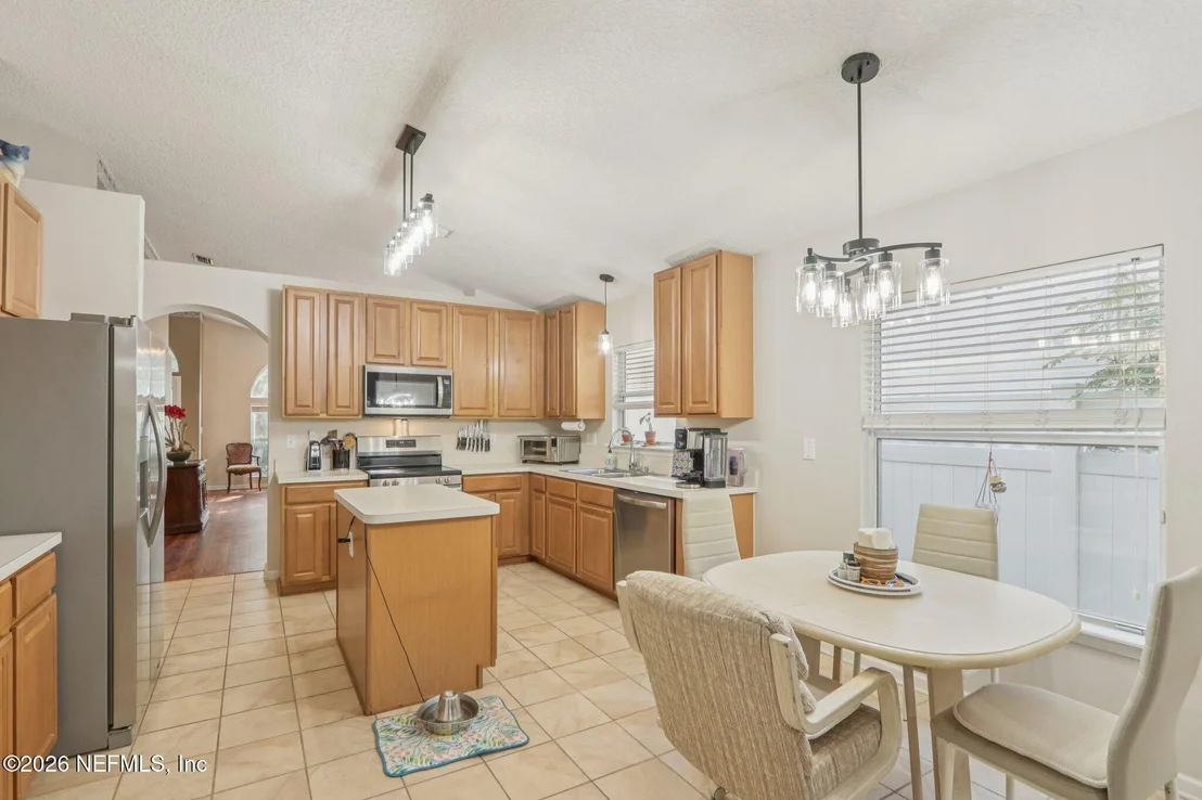 Photo of 1336 RIVER CITY Street