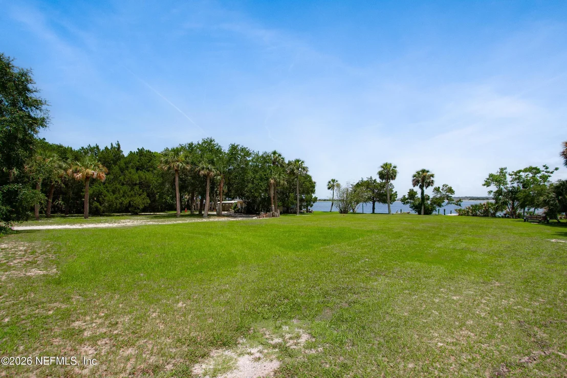 Photo of 8912 HECKSCHER Drive