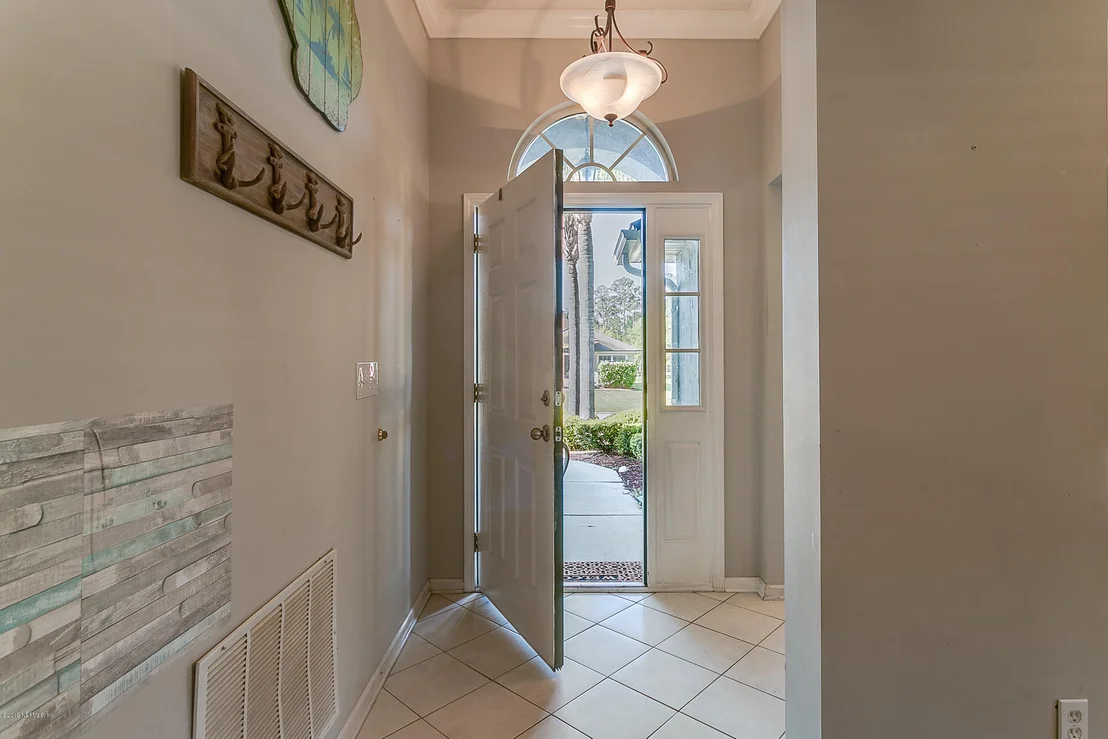 Photo of 1790 COVINGTON Lane