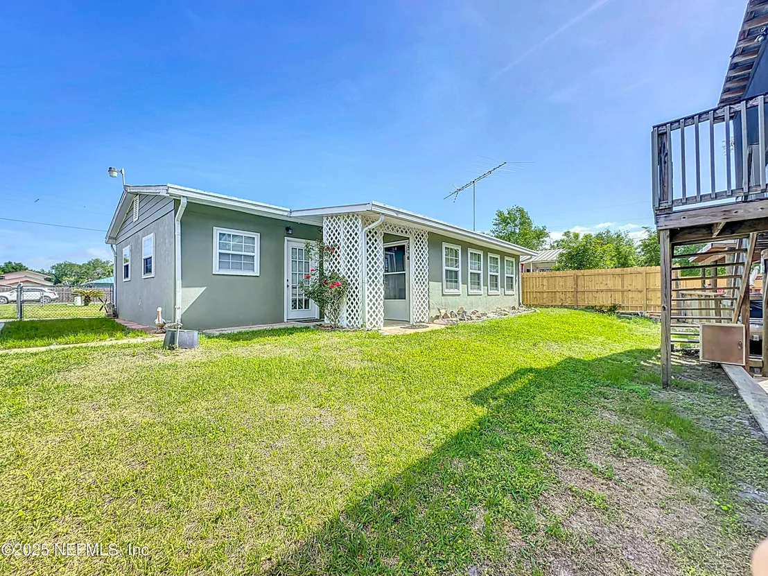 Photo of 103 PALM Street
