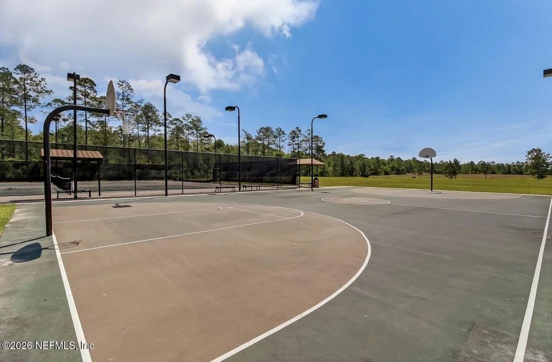 Photo of 1072 MERLIN Point