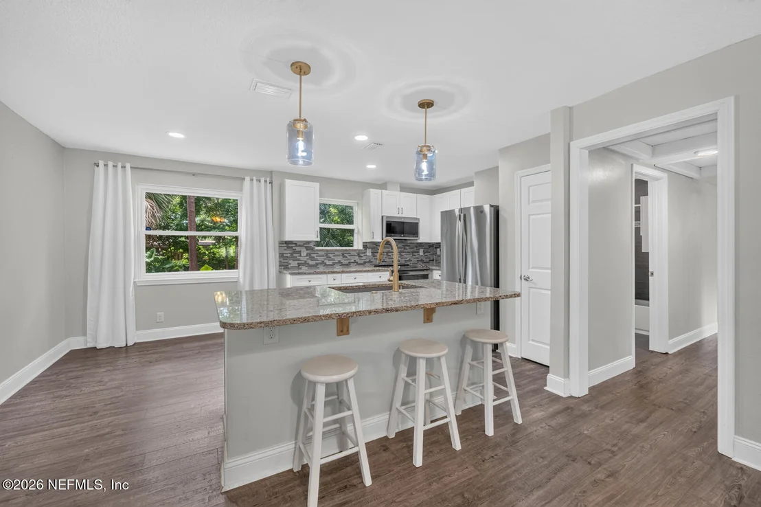 Photo of 7220 HIELO Drive