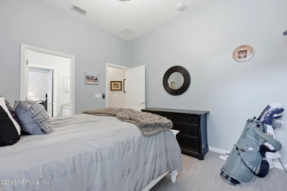 Photo of 828 RILEY Lane