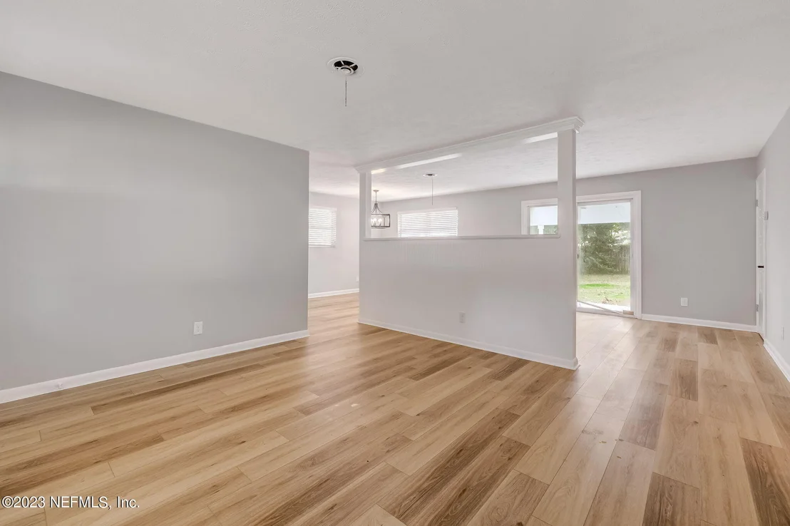Photo of 6816 CINDERELLA Road