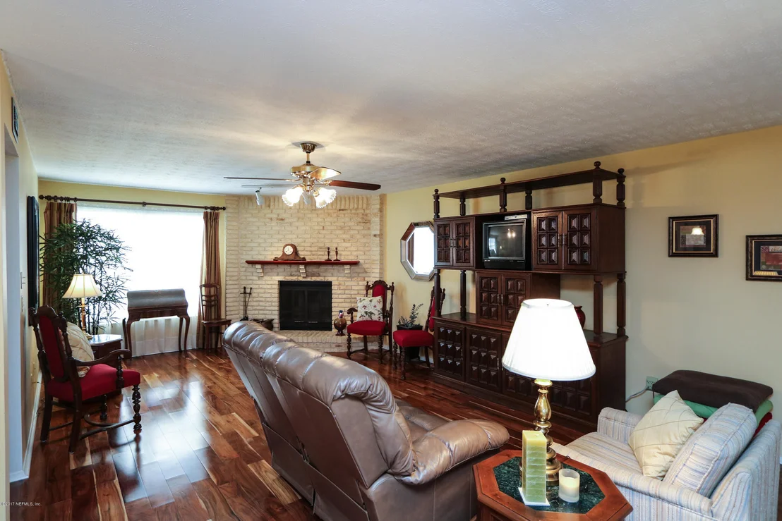 Photo of 141 HEATHER Way