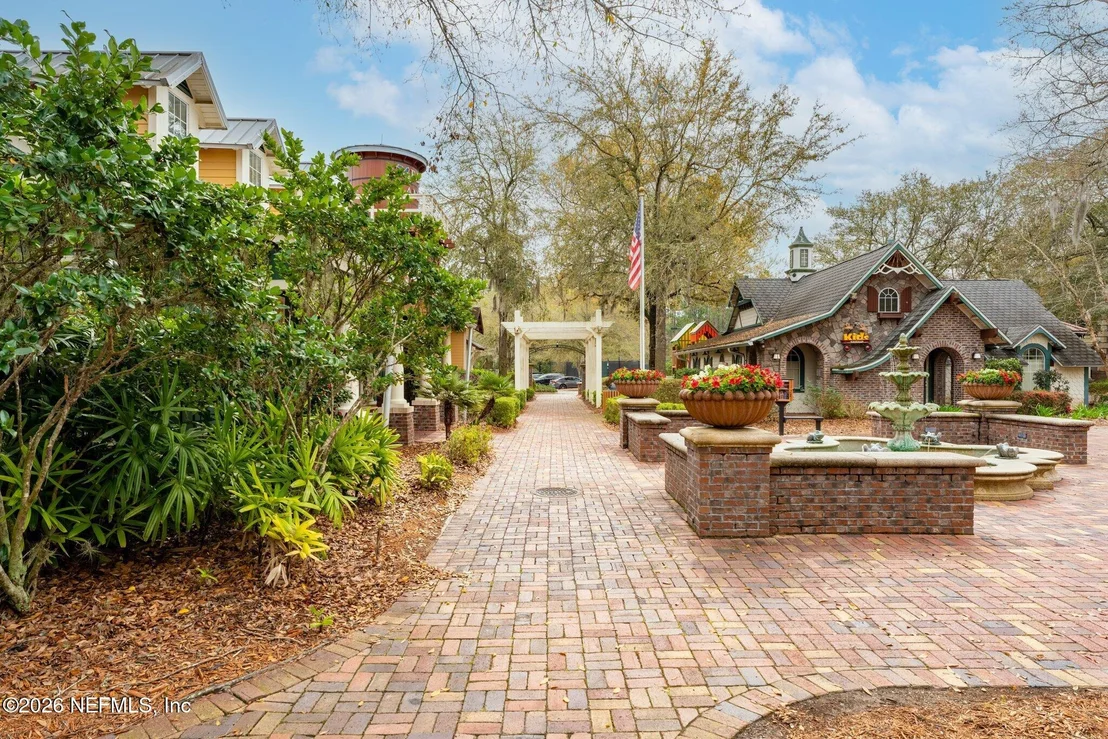 Photo of 4599 GOLF BROOK Road