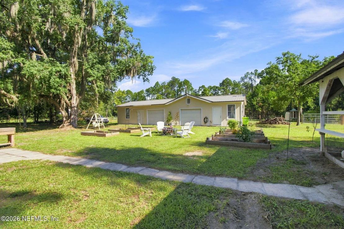 Photo of 33485 MEADOWS Lane
