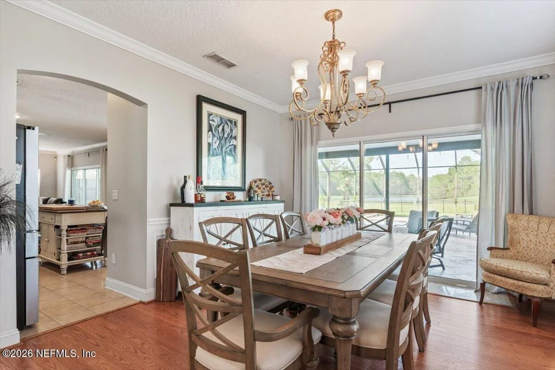 Photo of 817 EAGLE POINT Drive