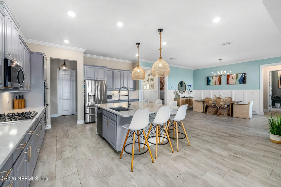 Photo of 137 CALLIEL Way