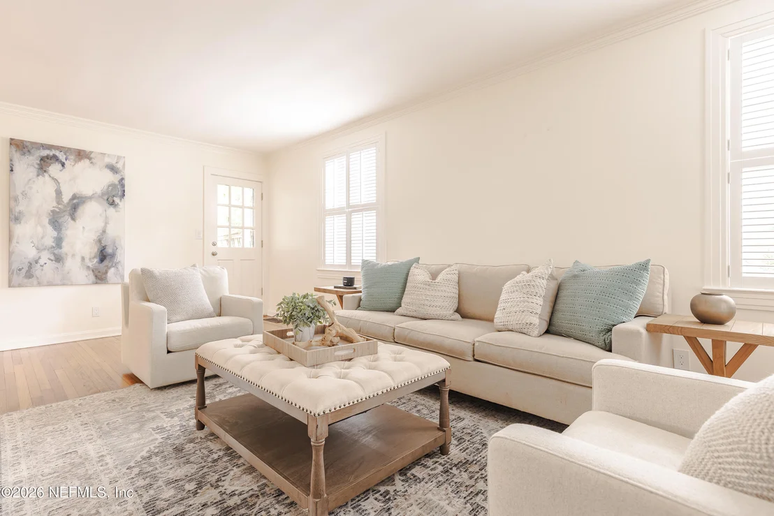 Photo of 3590 HEDRICK Street