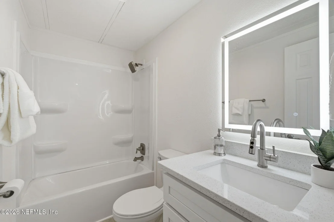 Photo of 8337 SINGLETON Place