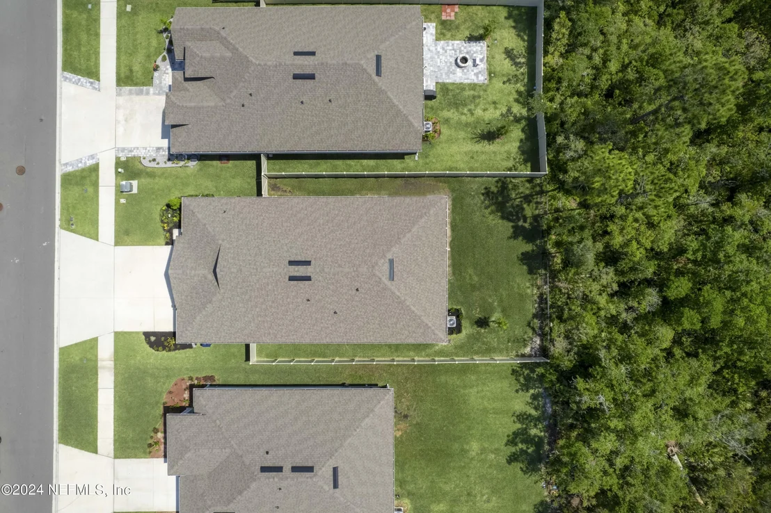 Photo of 65985 EDGEWATER Drive
