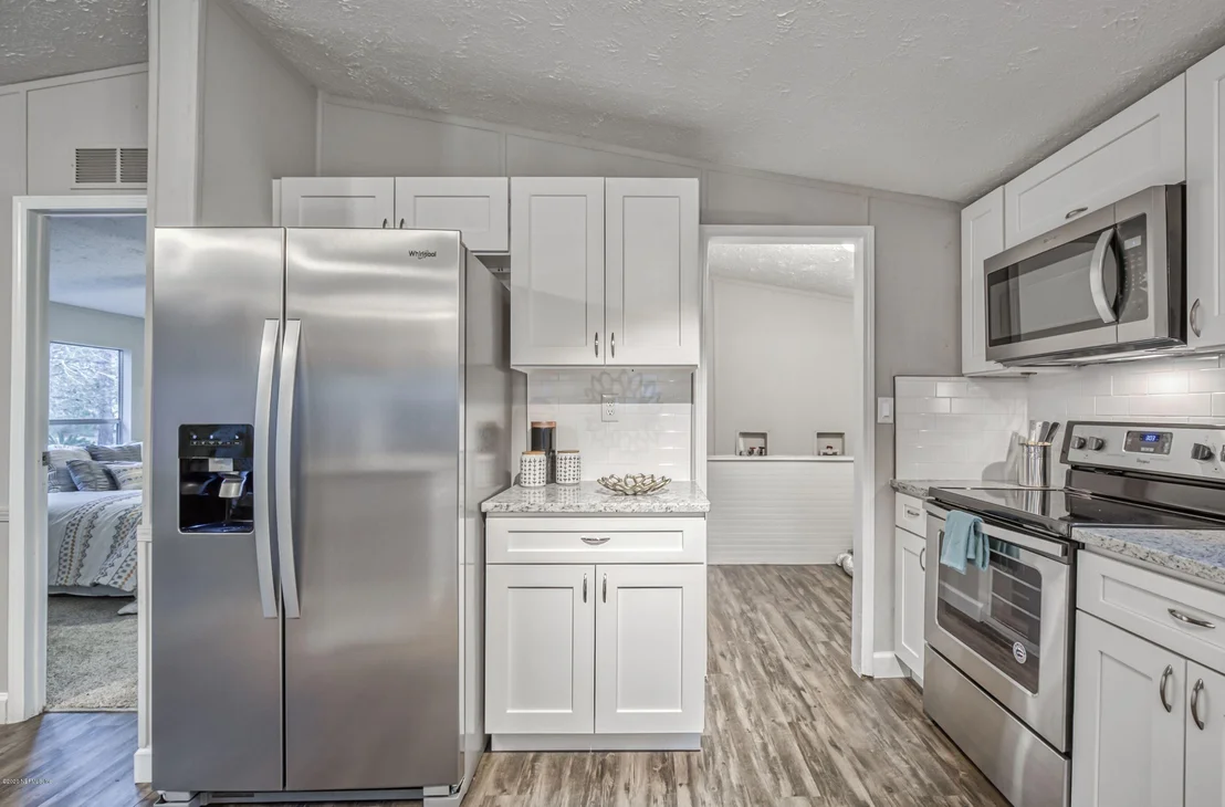 Photo of 2215 EAGLES HAMMOCK Boulevard