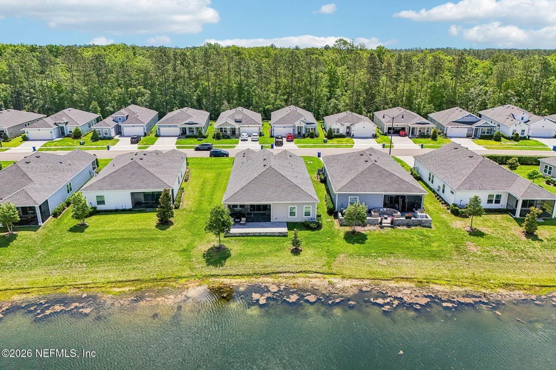 Photo of 717 STILLWATER Boulevard