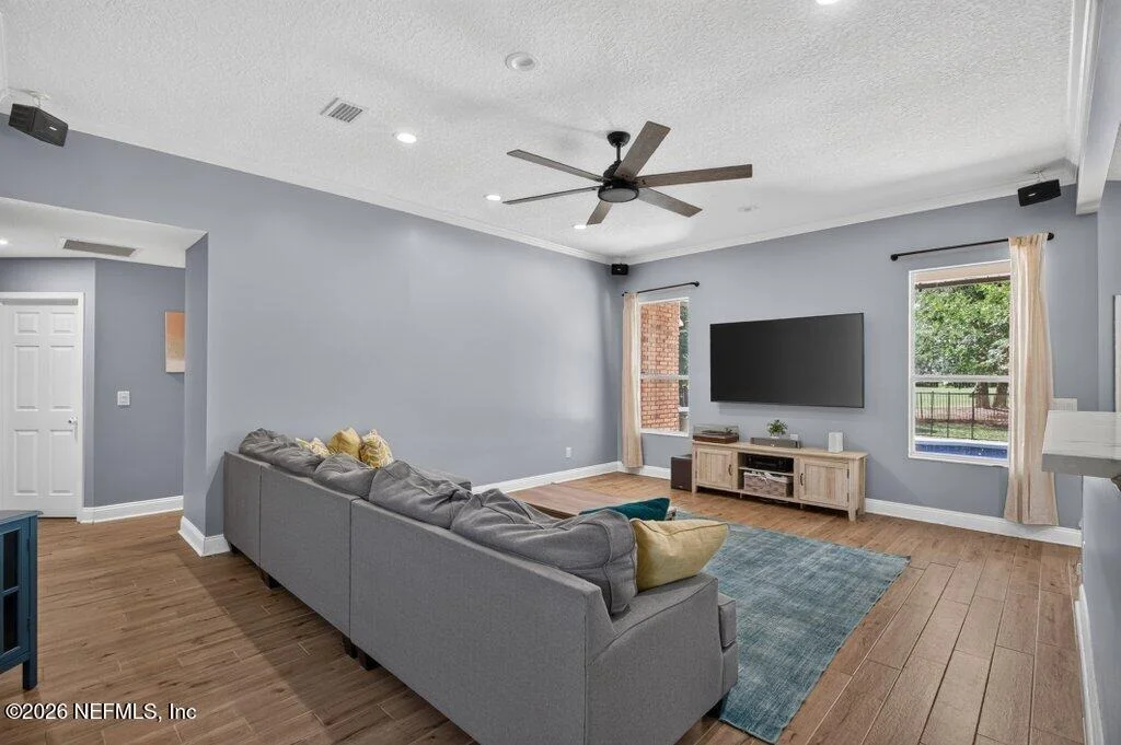 Photo of 385 LOLLY Lane