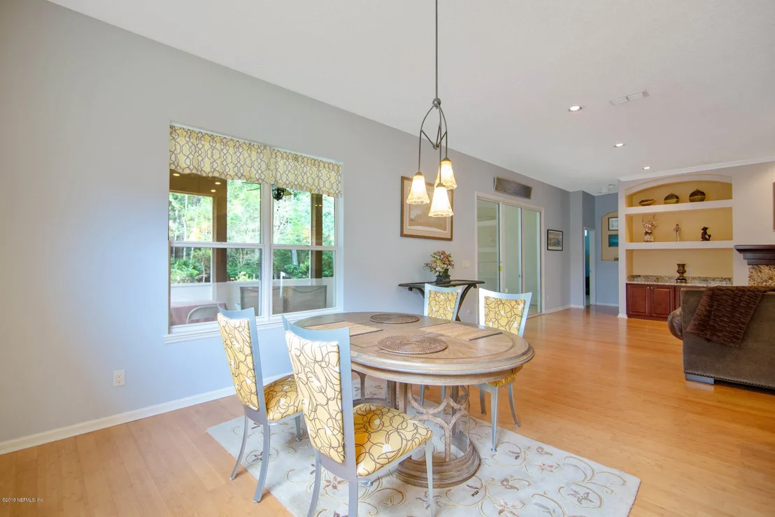 Photo of 115 GLEN OAKS Drive