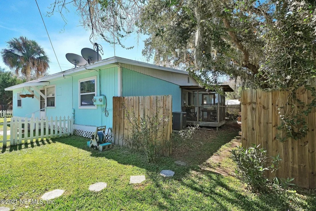 Photo of 1405 MASTERS Drive