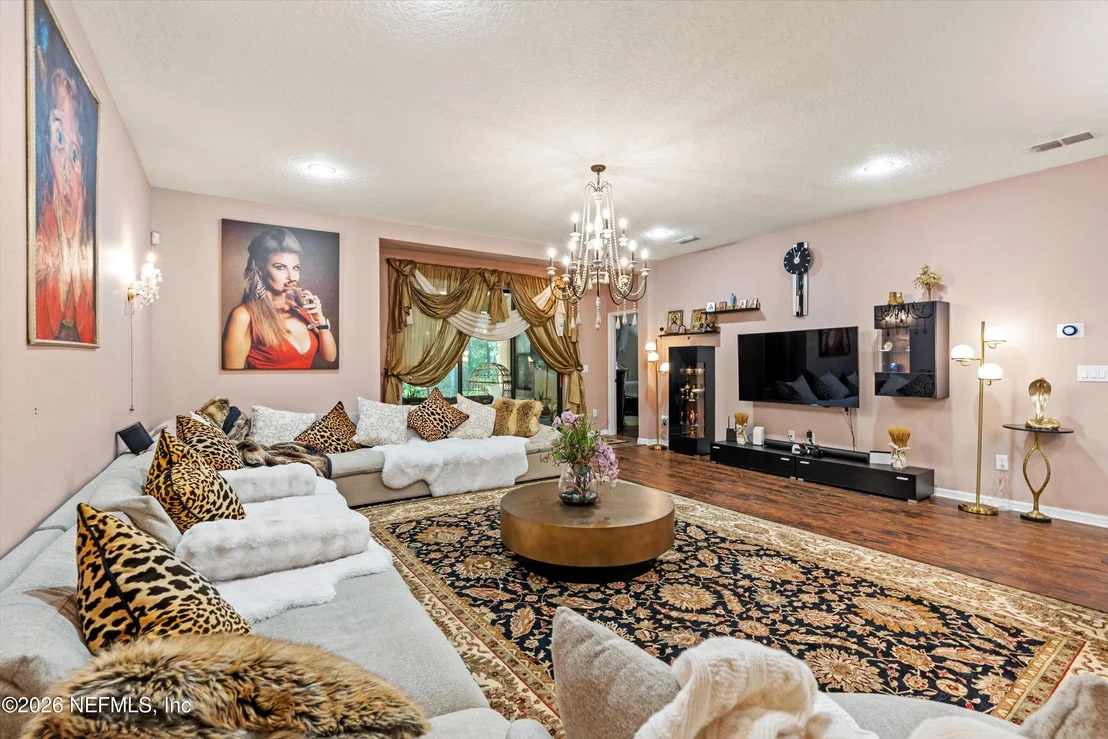 Photo of 104 MOSELLE Lane