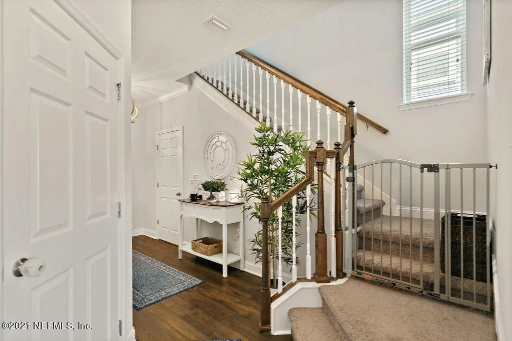Photo of 7107 EMSLEY Circle