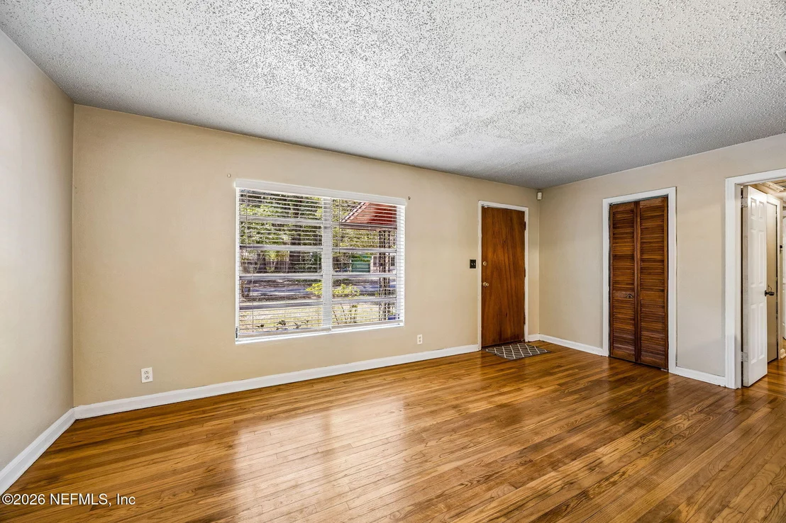 Photo of 5511 BURDETTE Road