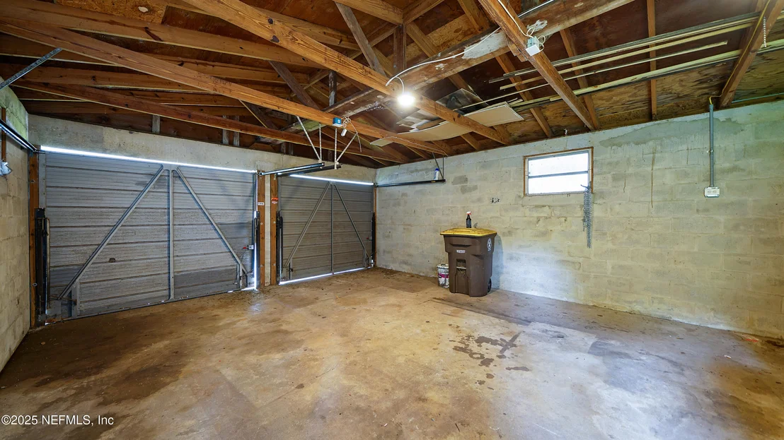 Photo of 7637 HAMMOND Boulevard