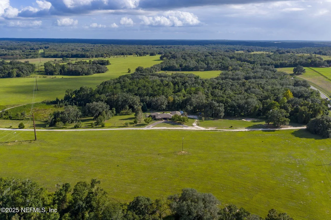 Photo of 105 DAIRY Road