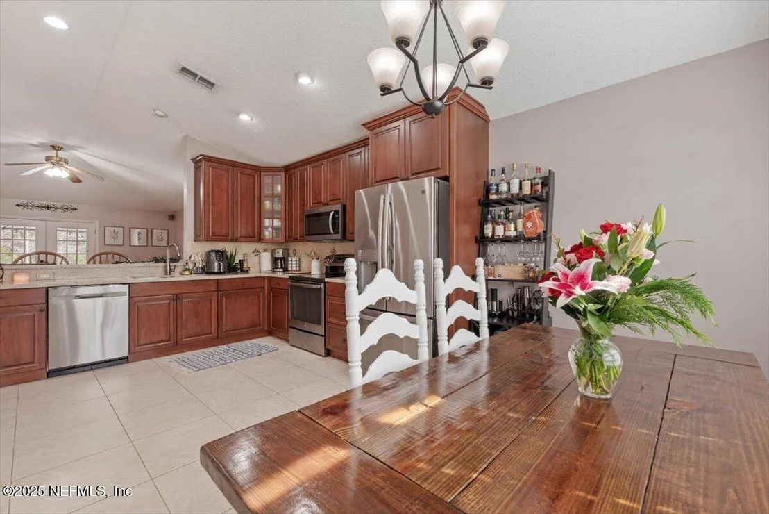 Photo of 184 SOUTHLAKE Drive