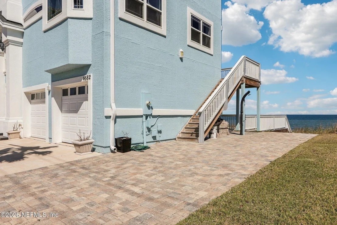 Photo of 4582 COASTAL Highway
