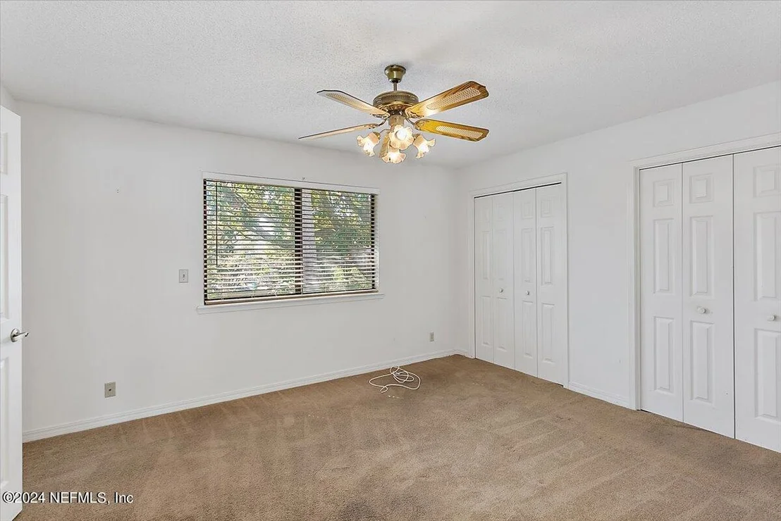 Photo of 513 OLEANDER Street