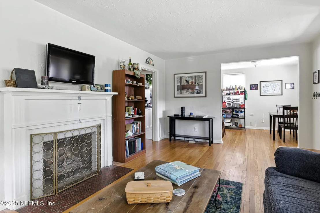 Photo of 1518 PARRISH Place