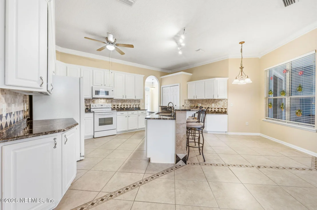 Photo of 212 WHISPER RIDGE Drive