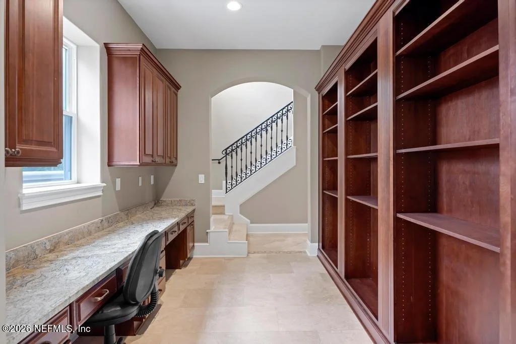 Photo of 164 N RIVER Drive