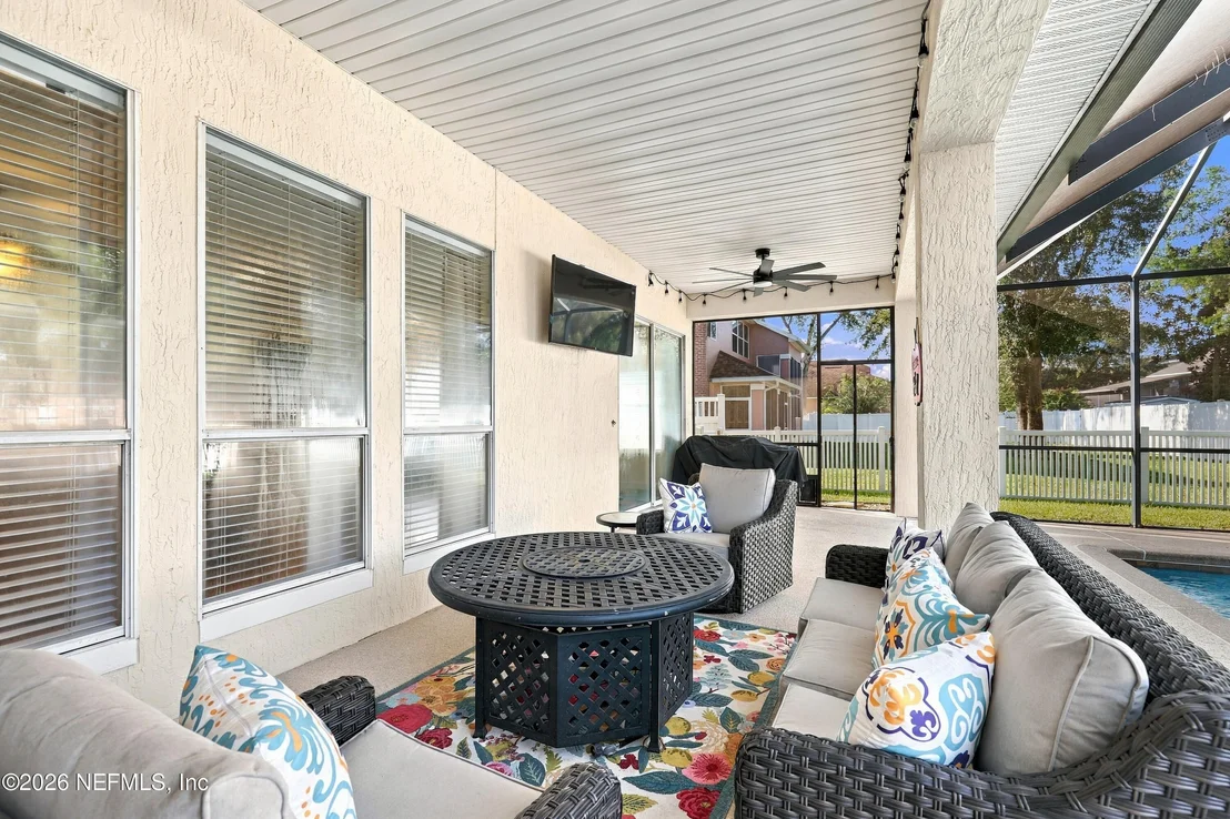 Photo of 424 HUCKLEBERRY Trail
