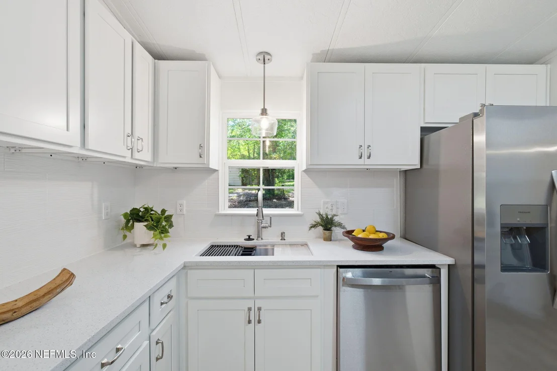Photo of 8337 SINGLETON Place