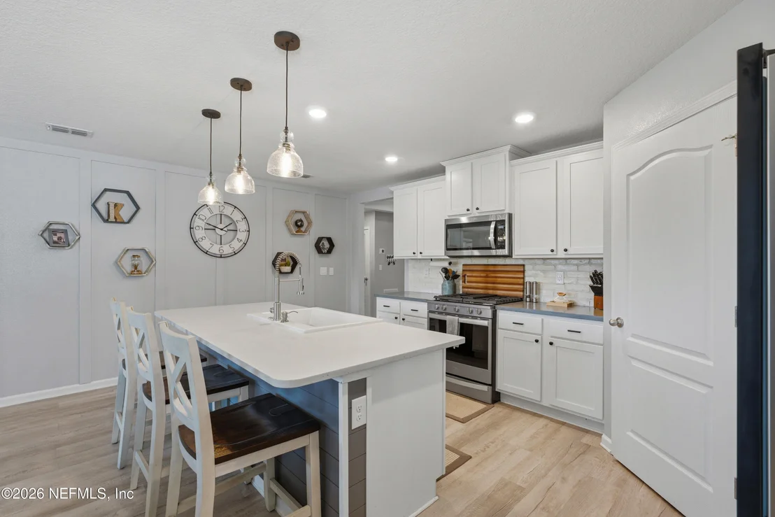 Photo of 285 JARAMA Circle