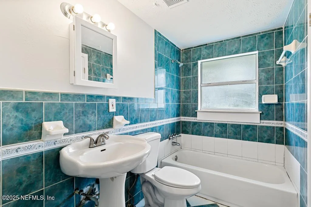 Photo of 7017 SONORA Drive N