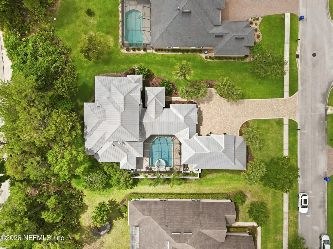 Photo of 286 VALE Drive