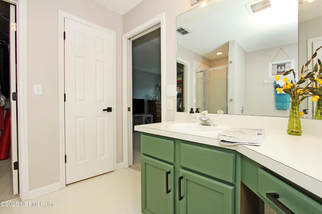Photo of 14603 BERRINGER Lane