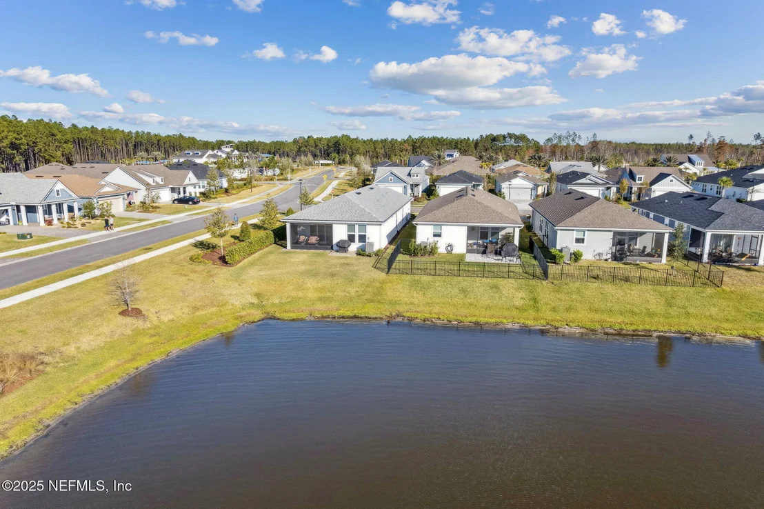 Photo of 671 JUBILEE Circle
