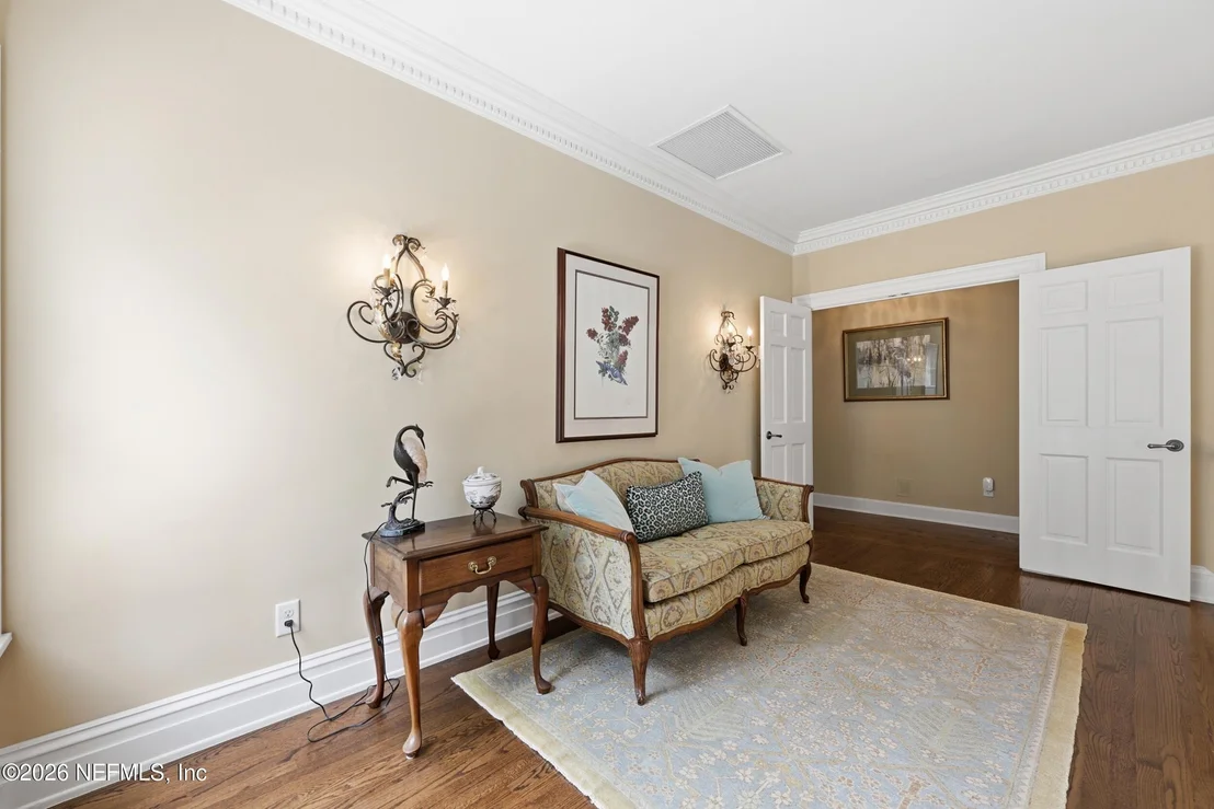 Photo of 13200 MANDARIN Road