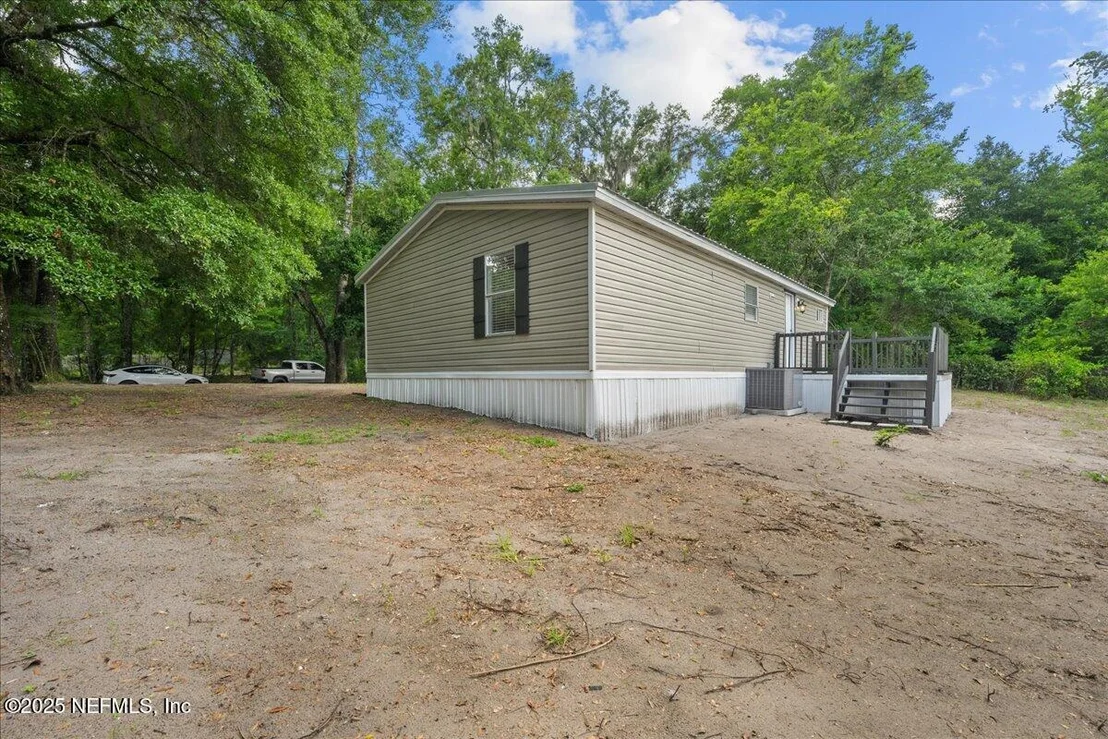 Photo of 146 CROSBY Road