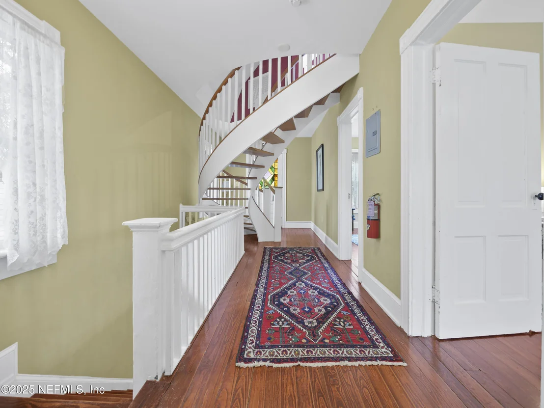 Photo of 66 WEEDEN Street