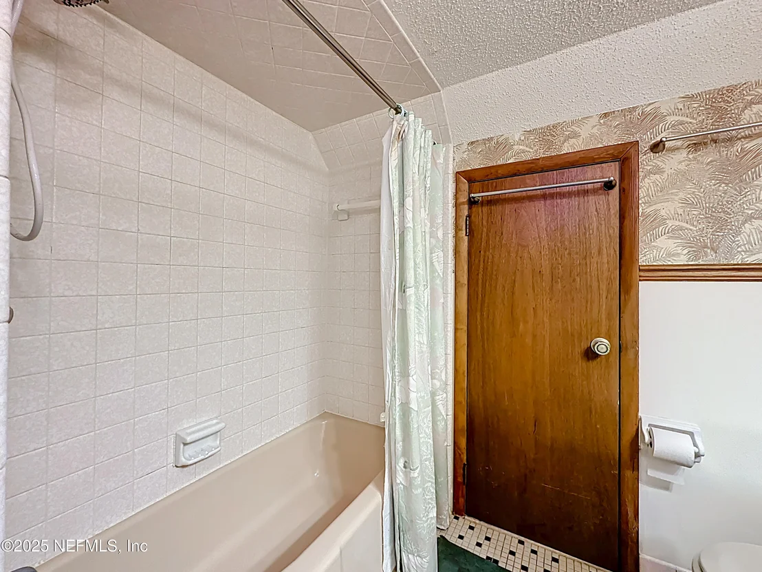Photo of 35061 KAREN Road